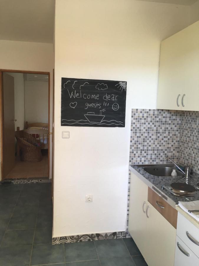 Apartments 4M Gornji Karin Exterior photo